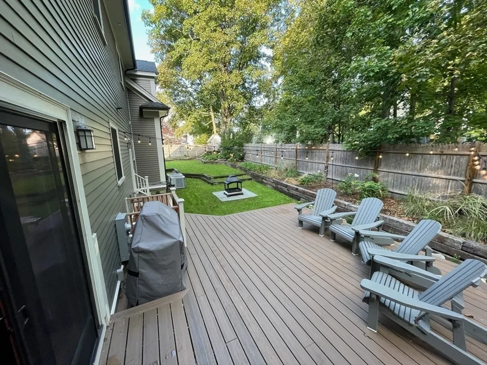 73 Auburn St, Newton, MA 02466