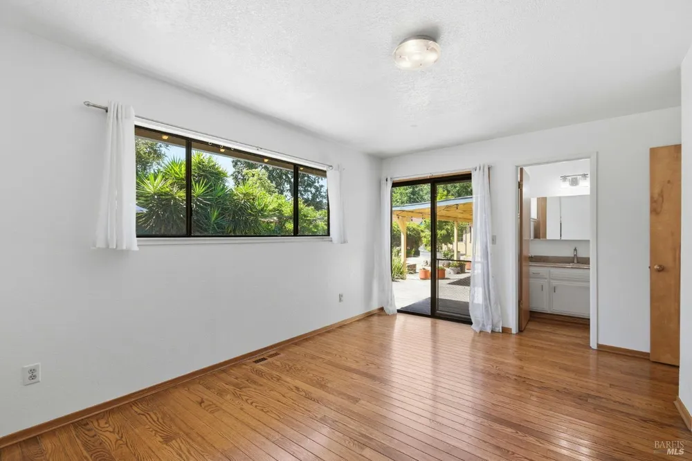 1344 Sugar Bear Ln, Santa Rosa, CA 95407