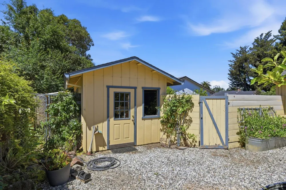 1344 Sugar Bear Ln, Santa Rosa, CA 95407