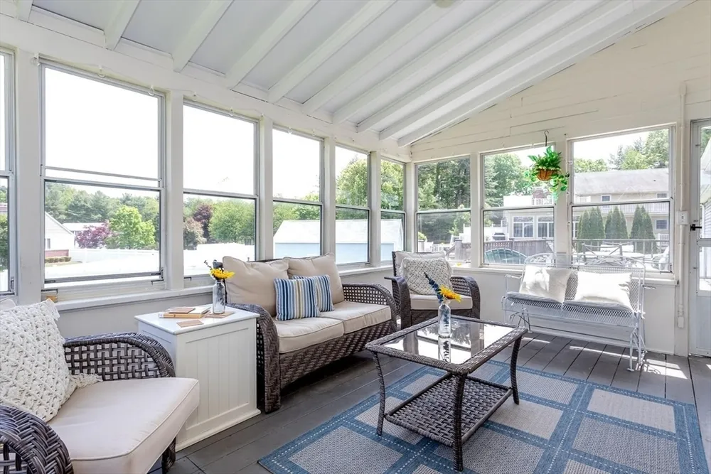 6 Raven Rd, Canton, MA 02021