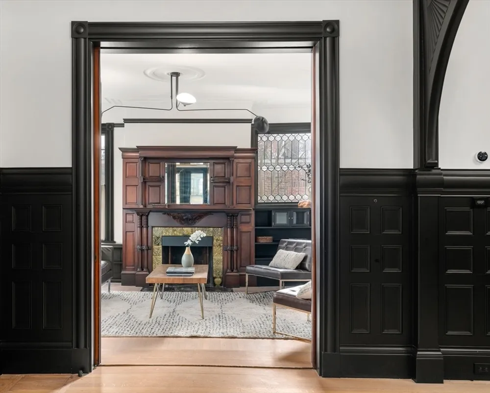 12 Martin St, Cambridge, MA 02138