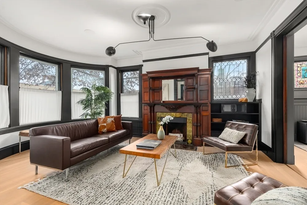 12 Martin St, Cambridge, MA 02138