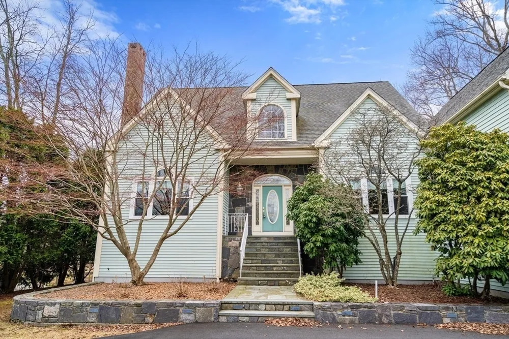 269 Bullard St, Walpole, MA 02081