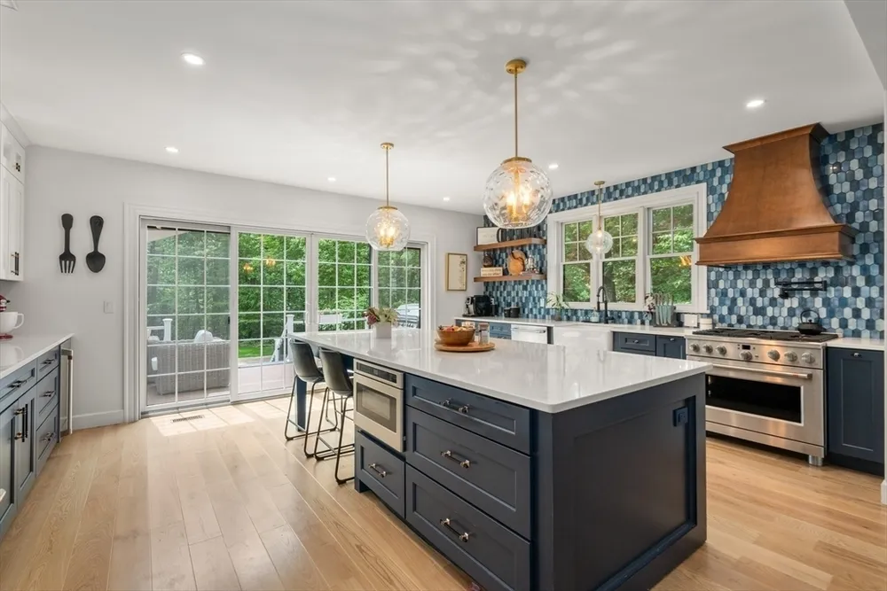 295 Gardner St, Hingham, MA 02043