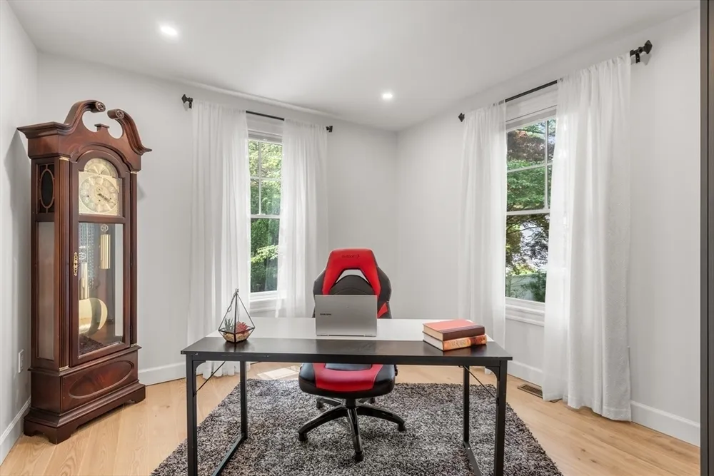 295 Gardner St, Hingham, MA 02043