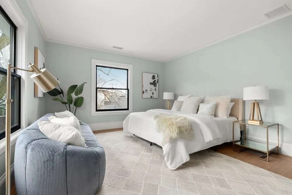 12 Martin St, Cambridge, MA 02138