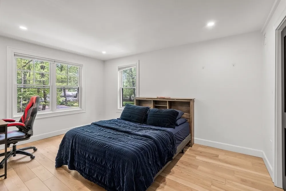 295 Gardner St, Hingham, MA 02043