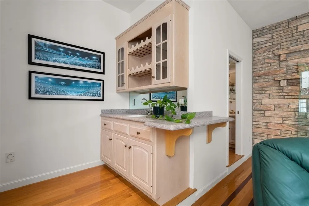 269 Bullard St, Walpole, MA 02081