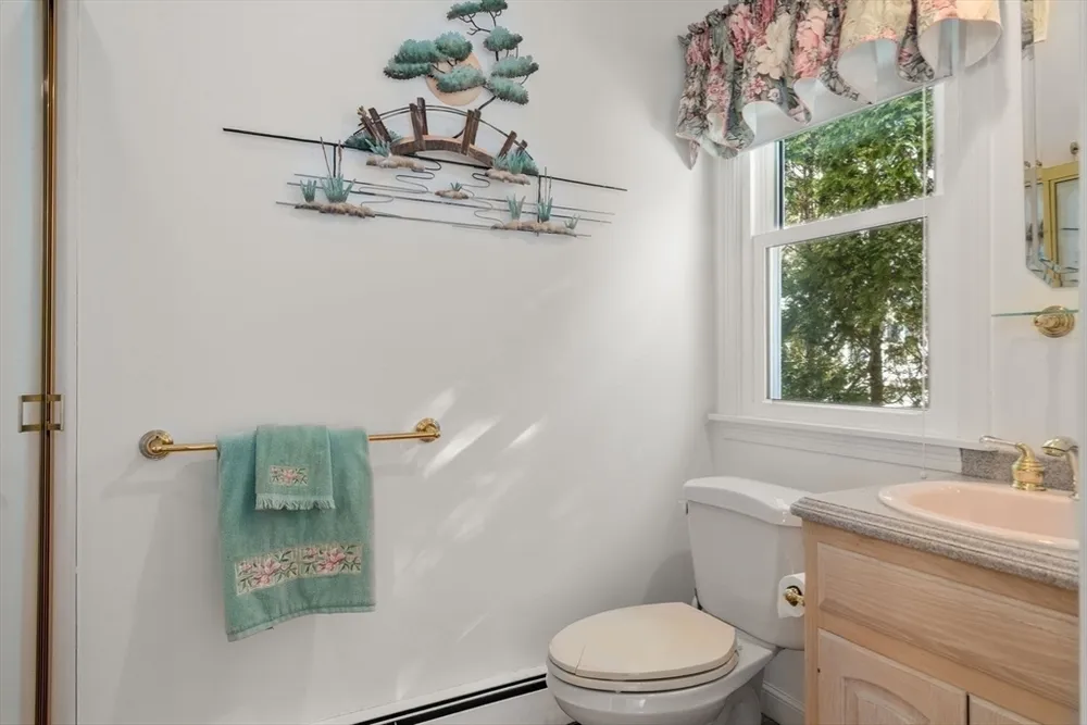 269 Bullard St, Walpole, MA 02081