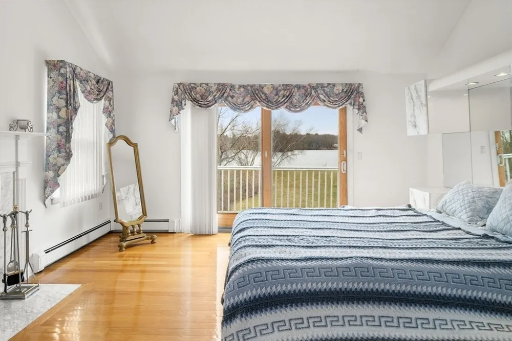 269 Bullard St, Walpole, MA 02081