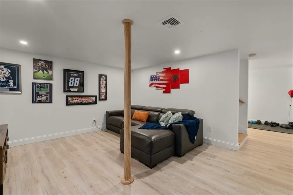 295 Gardner St, Hingham, MA 02043