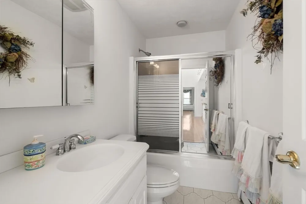 269 Bullard St, Walpole, MA 02081