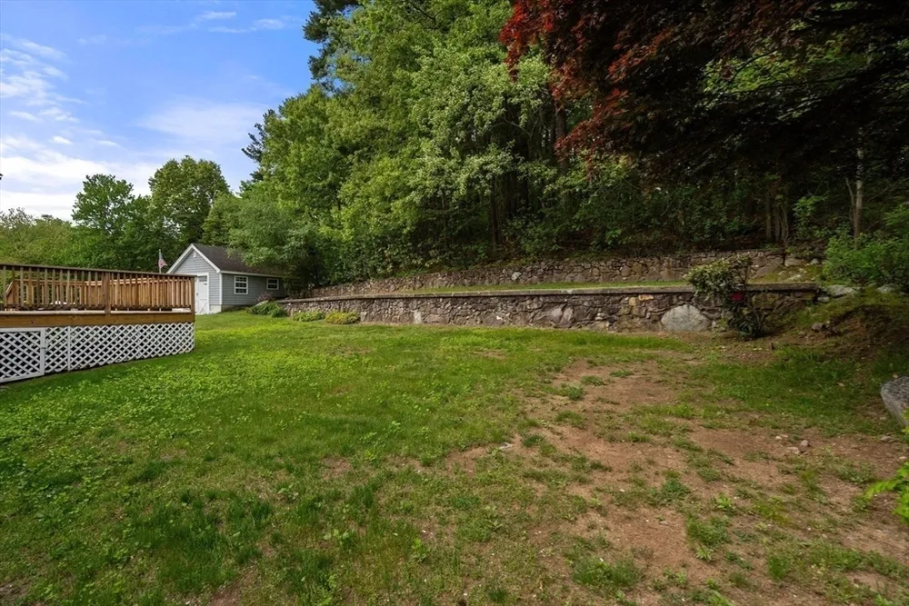 33 Heather Dr, Norwood, MA 02062