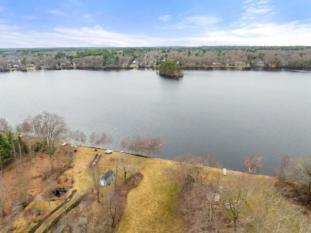 269 Bullard St, Walpole, MA 02081