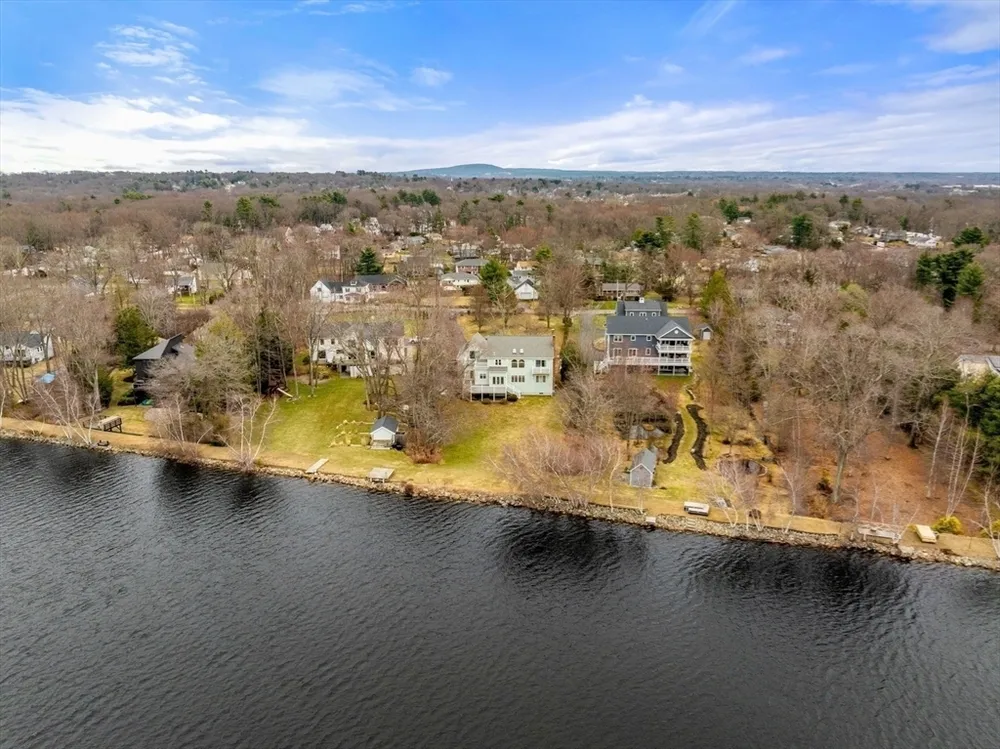 269 Bullard St, Walpole, MA 02081