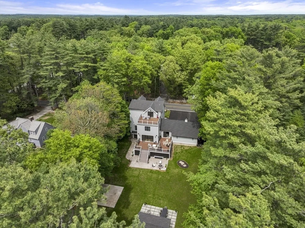 295 Gardner St, Hingham, MA 02043