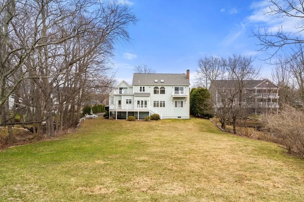 269 Bullard St, Walpole, MA 02081
