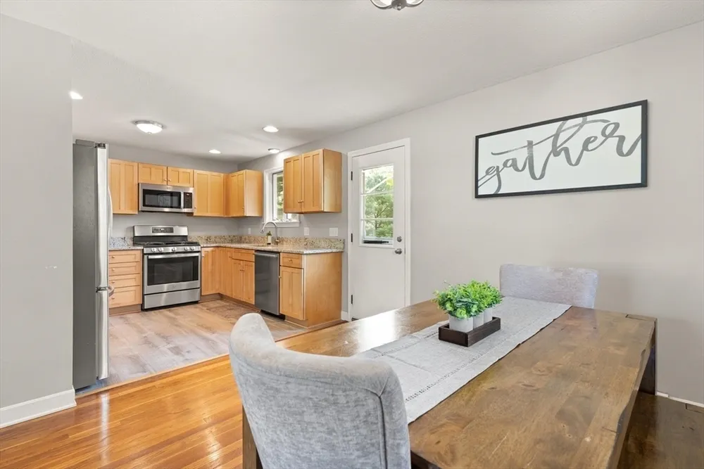 1 Myrtle Ave, Westford, MA 01886