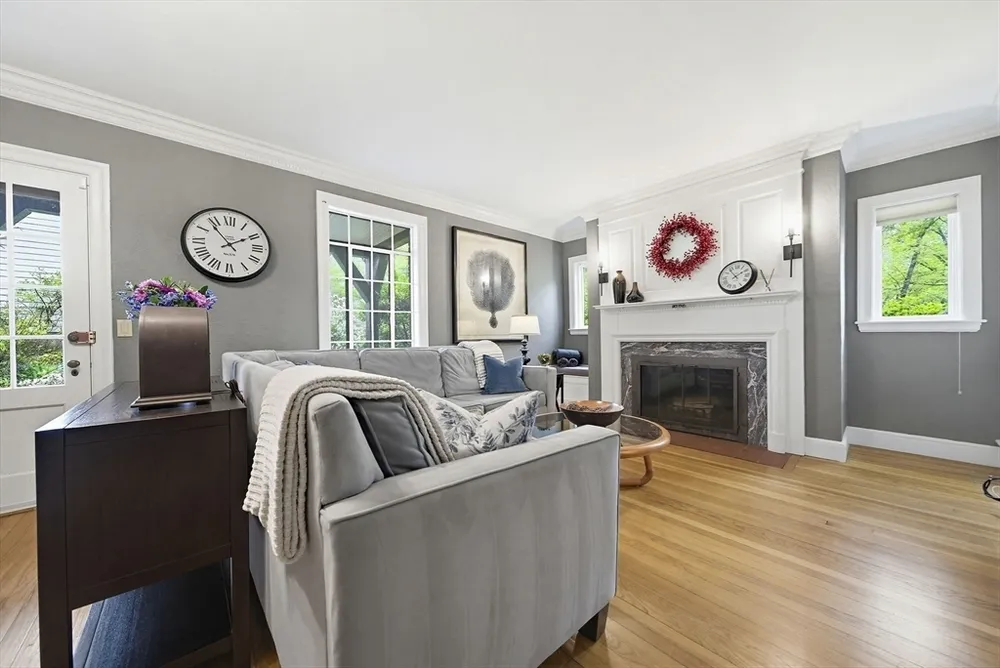 72 Beverly Rd, Brookline, MA 02467