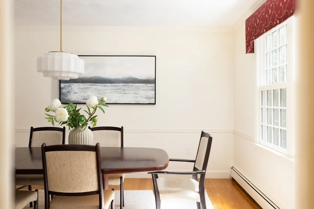 372 Central St, Newton, MA 02466