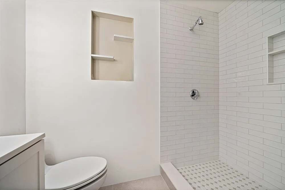 72 Beverly Rd, Brookline, MA 02467