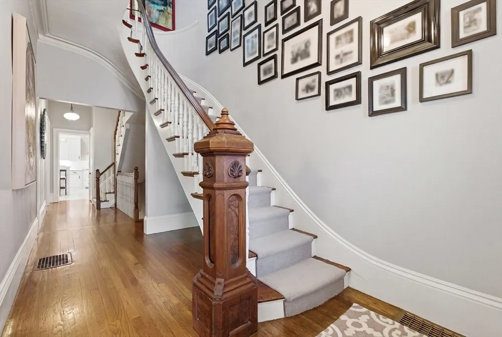 419 Main St, Boston, MA 02129