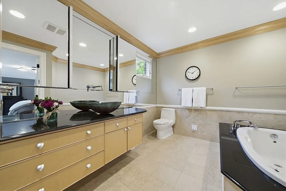 72 Beverly Rd, Brookline, MA 02467