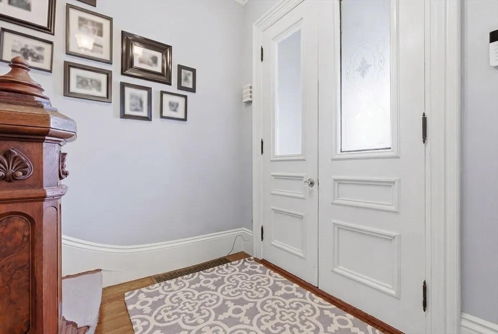 419 Main St, Boston, MA 02129
