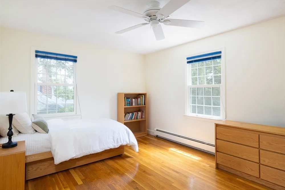 372 Central St, Newton, MA 02466