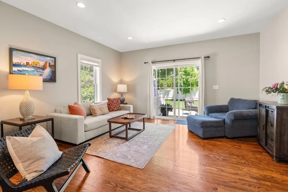 3 Beverly Rd, Natick, MA 01760