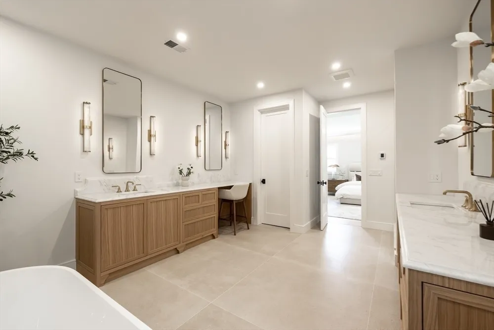 101 Alban Rd, Newton, MA 02468