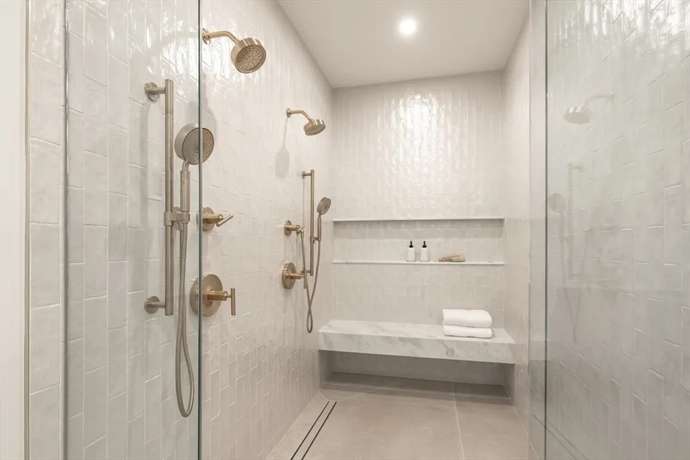 101 Alban Rd, Newton, MA 02468