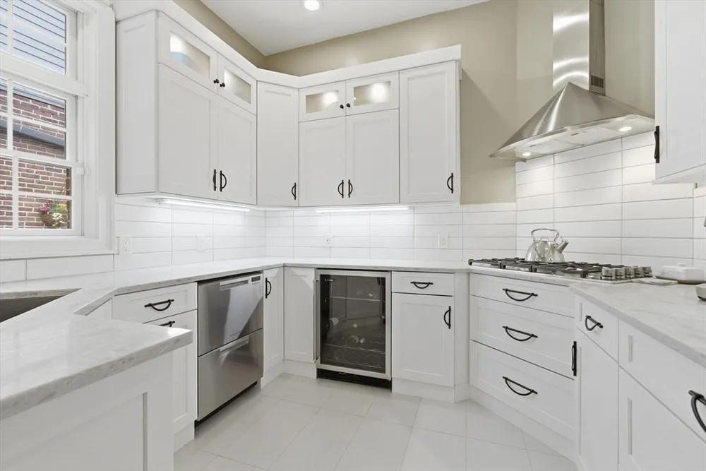 419 Main St, Boston, MA 02129