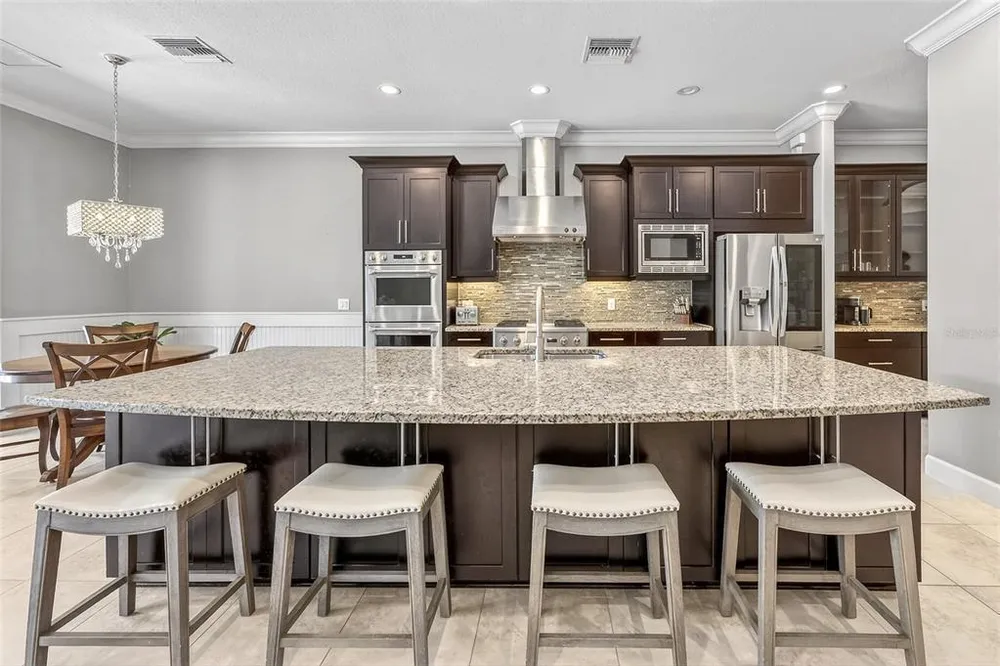 5835 Palmer Ranch Pkwy, Sarasota, FL 34238