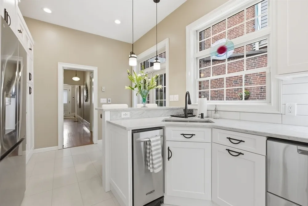 419 Main St, Boston, MA 02129
