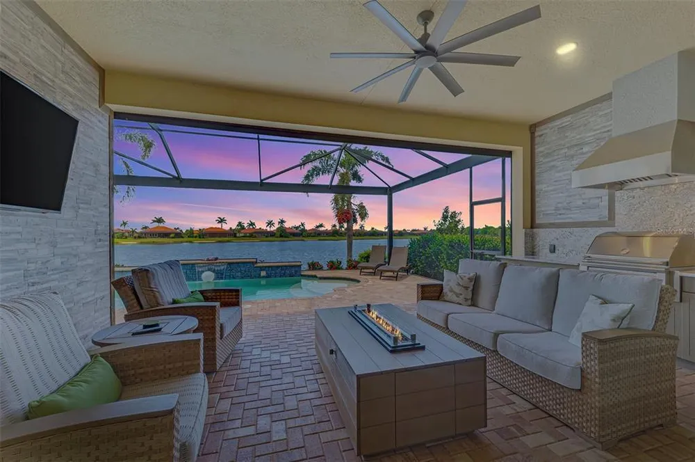 23762 Waverly Circle, Venice, FL 34293