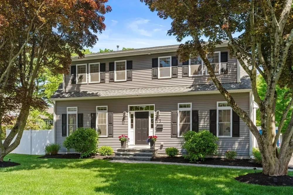3 Beverly Rd, Natick, MA 01760