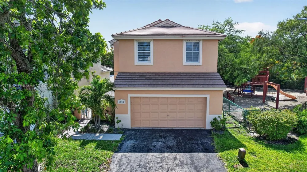 6955 SW 148th Ln, Davie, FL 33331