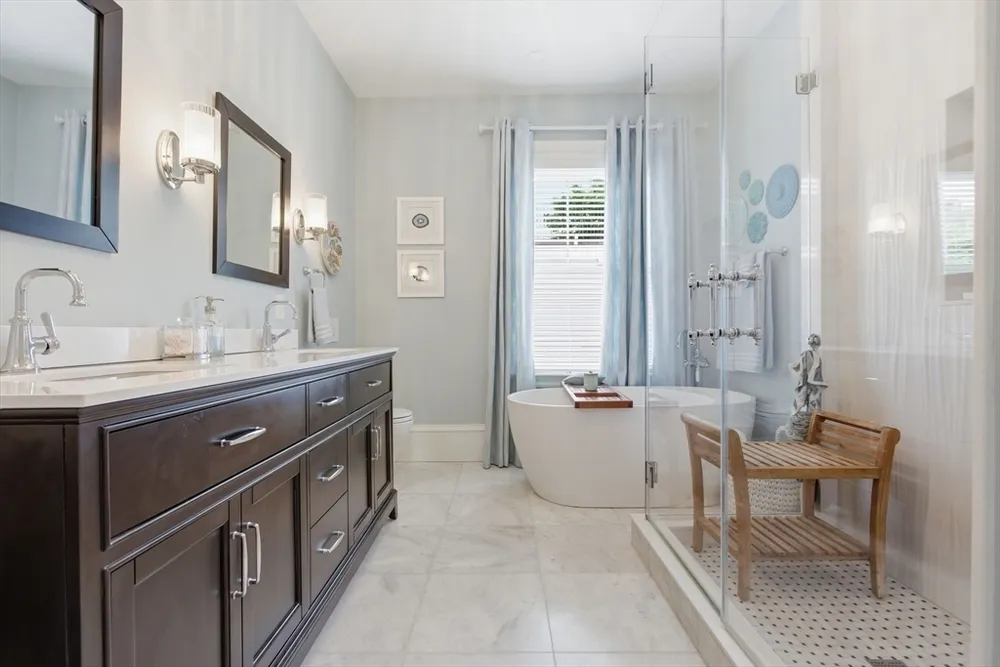 419 Main St, Boston, MA 02129