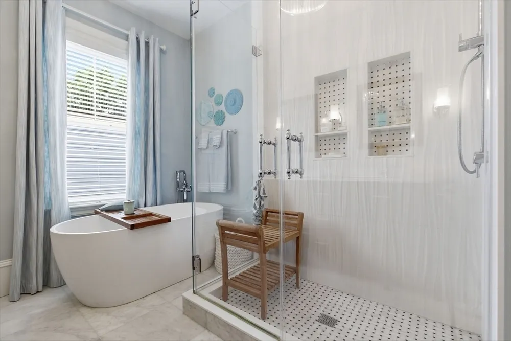 419 Main St, Boston, MA 02129