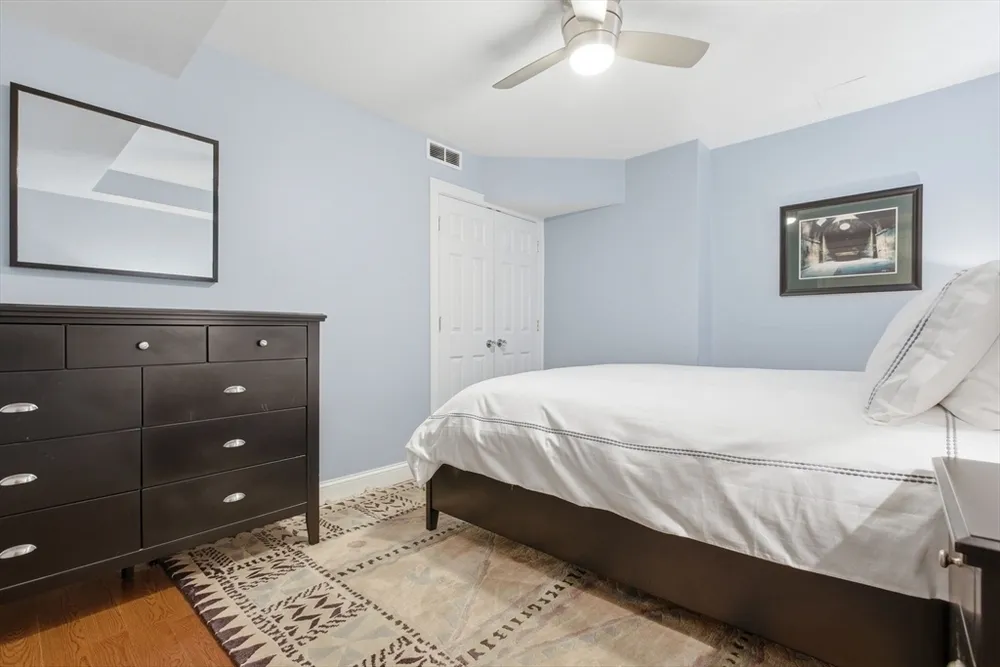 419 Main St, Boston, MA 02129