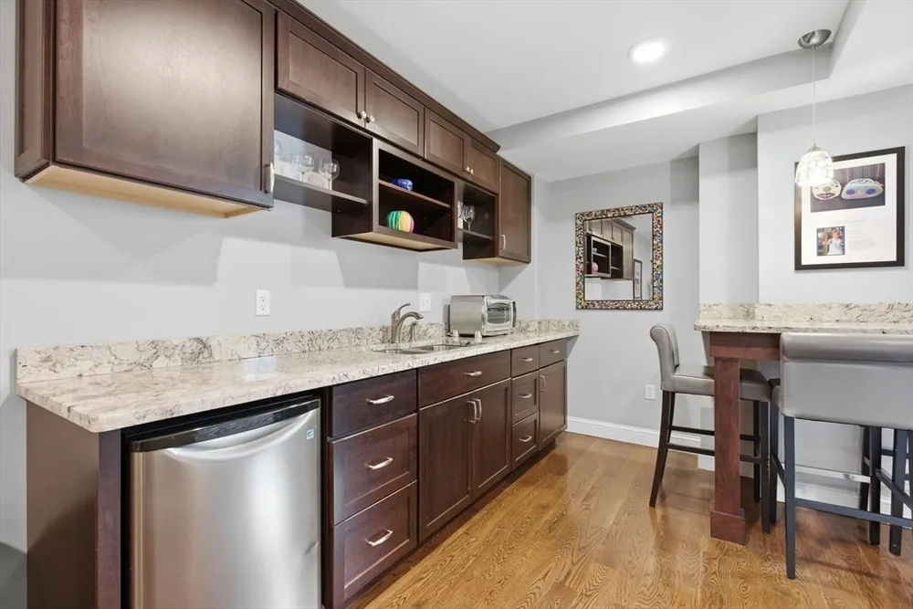 419 Main St, Boston, MA 02129