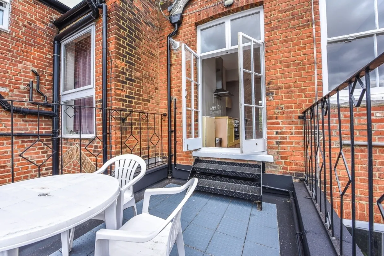 Hillfield Road London NW6 photo 4