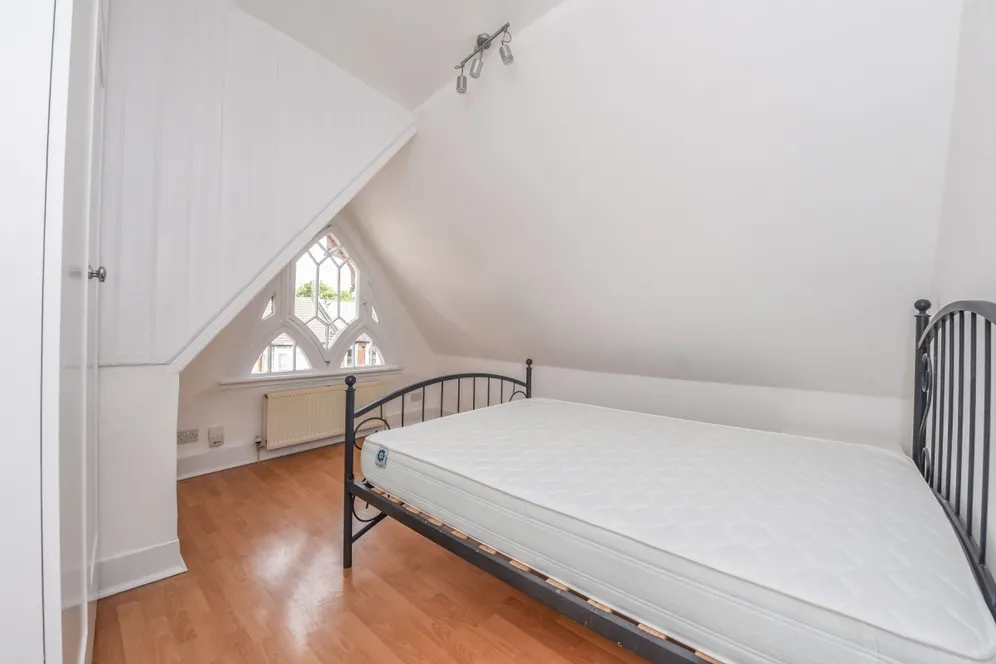 Hillfield Road London NW6 photo 7