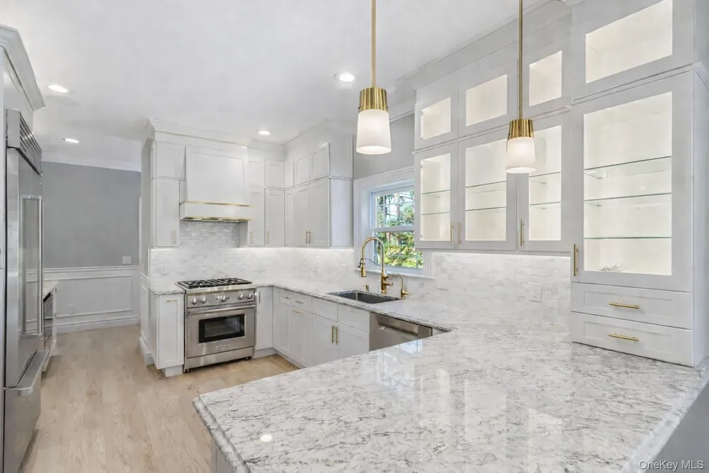 12 Rocky Point Yaphank Rd, Rocky Point, NY 11778