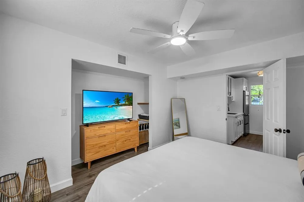 312 SW 12th Ave, Fort Lauderdale, FL 33312