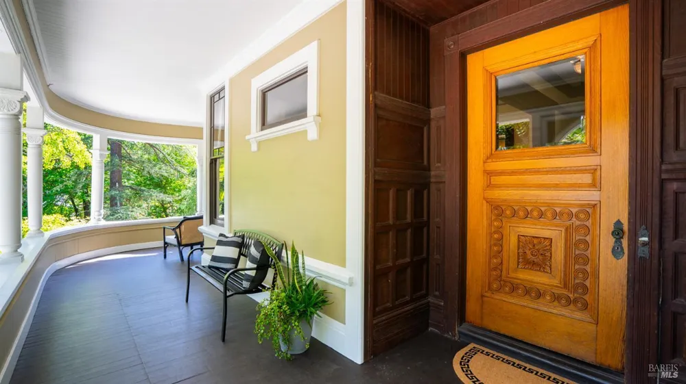 27 Quarry Rd, San Rafael, CA 94901