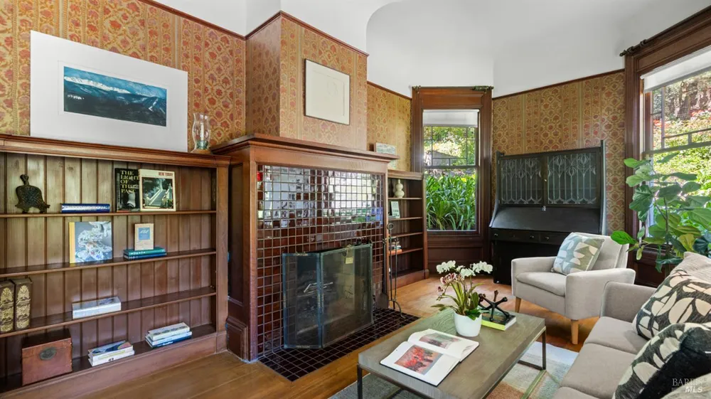 27 Quarry Rd, San Rafael, CA 94901