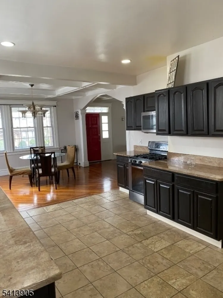 197 Park Pl, Essex, Irvington Township, NJ 07111