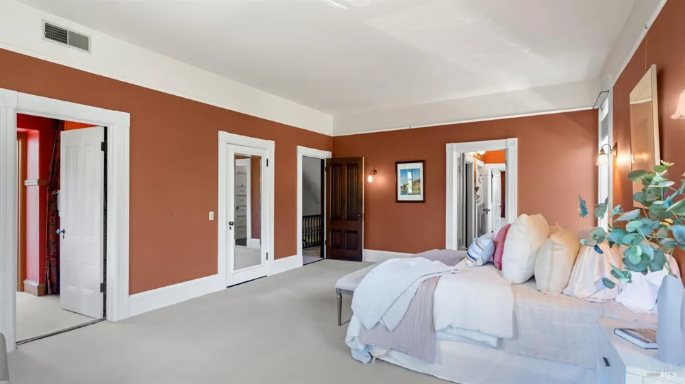 27 Quarry Rd, San Rafael, CA 94901